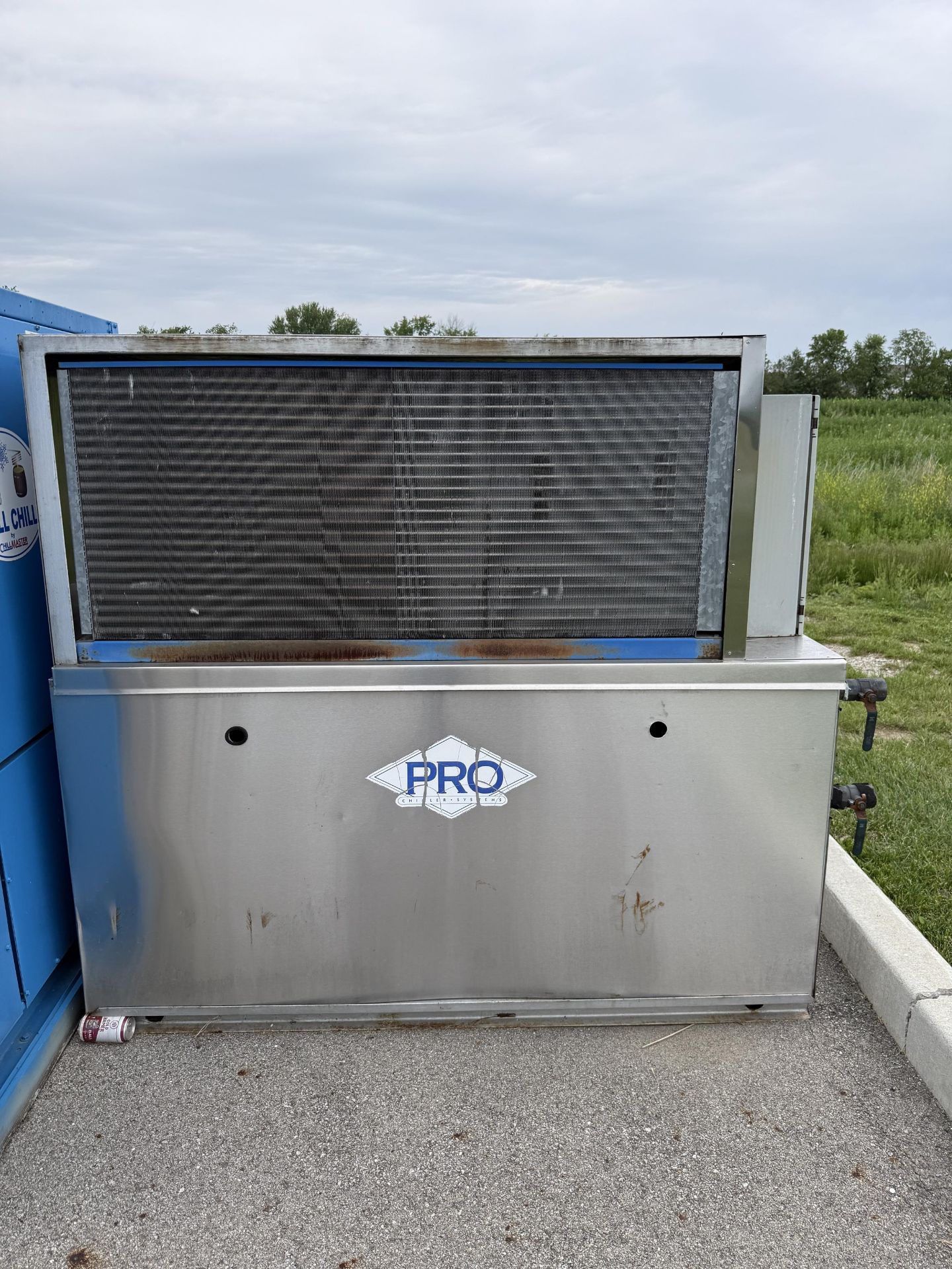 2005 Pro Refrigeration Model KNA7.5F2H22SP 7.5 HP Chiller, 208 V, Overall Dims Approx 7' L X 4' W