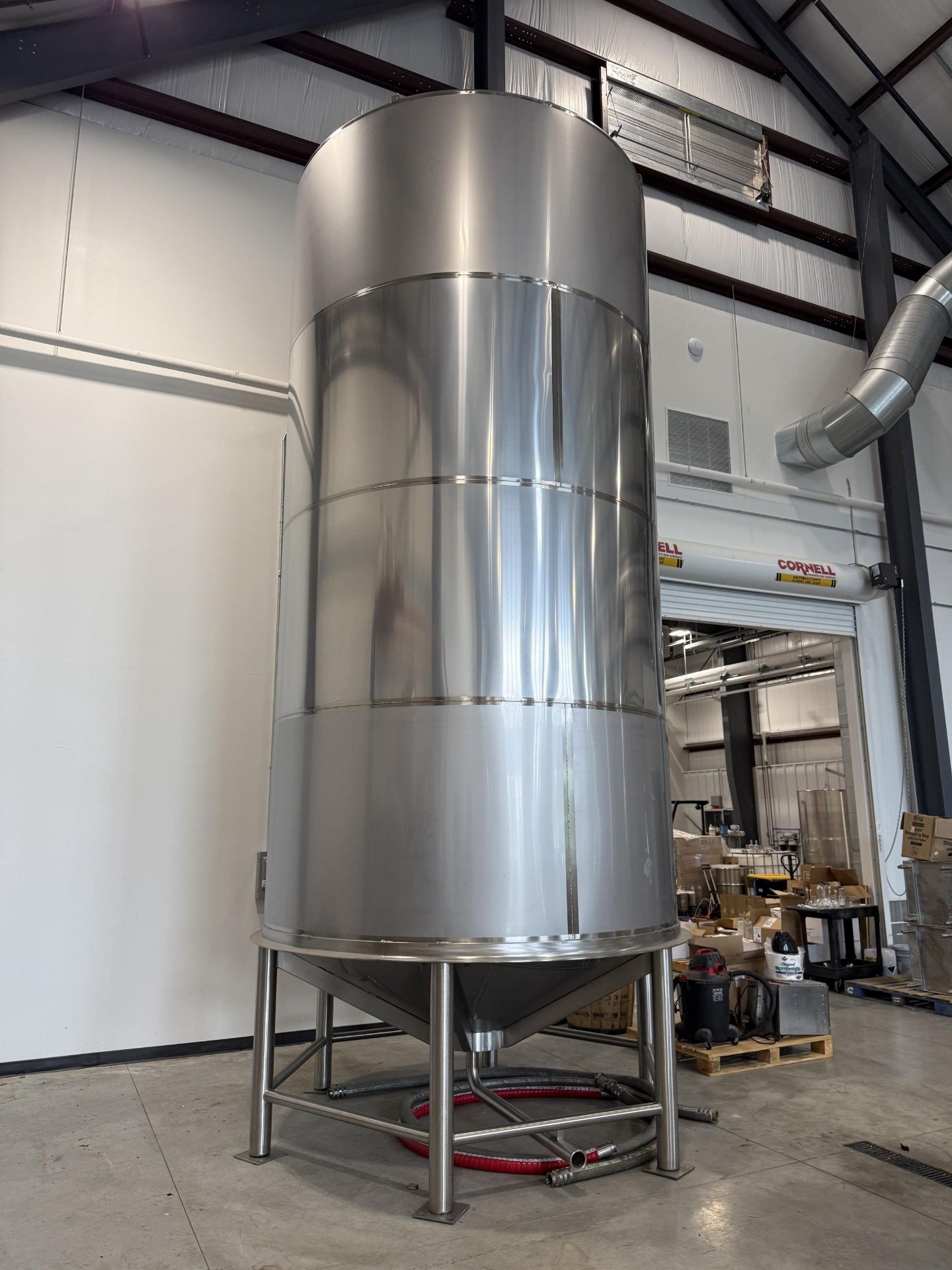Quality Stainless Tanks (New) Stainless Steel Tank- Single Wall, Side and Top Manway, 6 Stainless