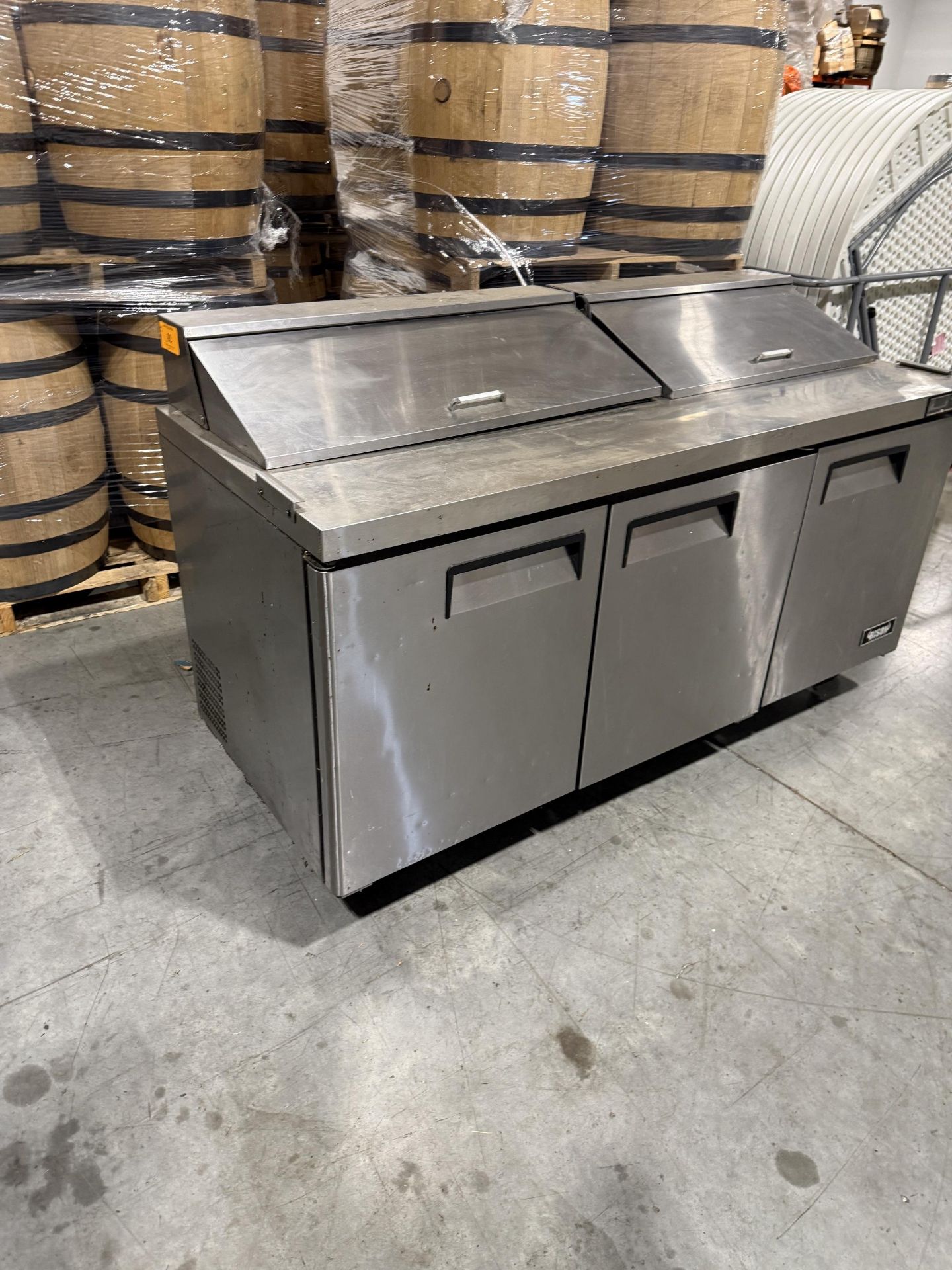 Bison Model BST-72 Salad Prep Table Refrigerator, R290/130 Refrigerant, 120 V, Needs Repair- S#BST- - Image 2 of 6