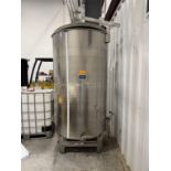 Stout Tanks and Kettle 2150 Liter (568 Gallon) Stainless Steel Tank- Open Top with Lid, Flat Bottom,