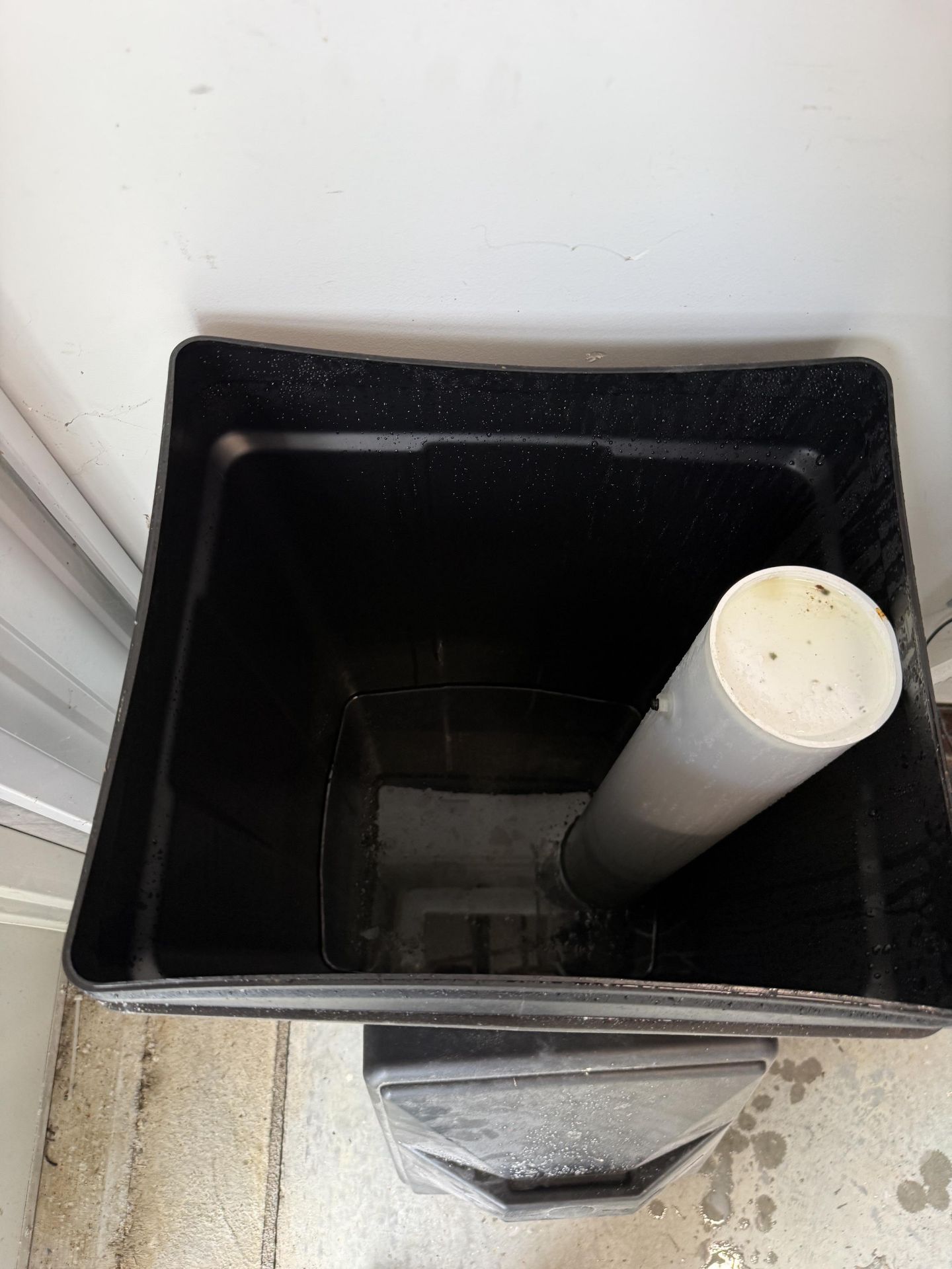 Nelson Model CH30383-0301C203-30 Water Conditioner with Brine Tank- Water Conditioner Tank Approx 4' - Image 5 of 6