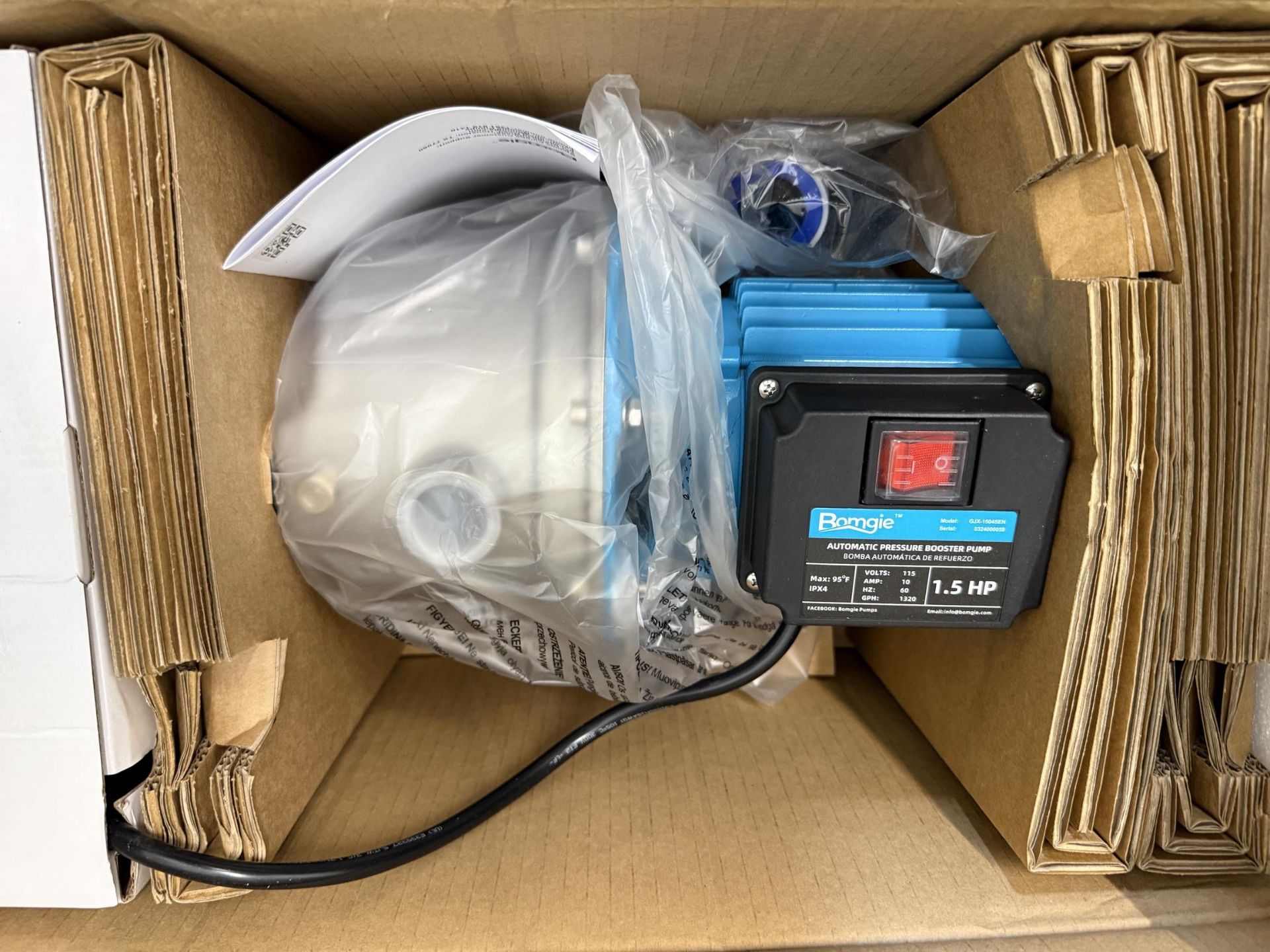 Bomgie Model GJX-1504SEN-(New) Automatic Pressure Booster Pump- 1.5 HP, 120 V, S#0324000059 - Image 2 of 3