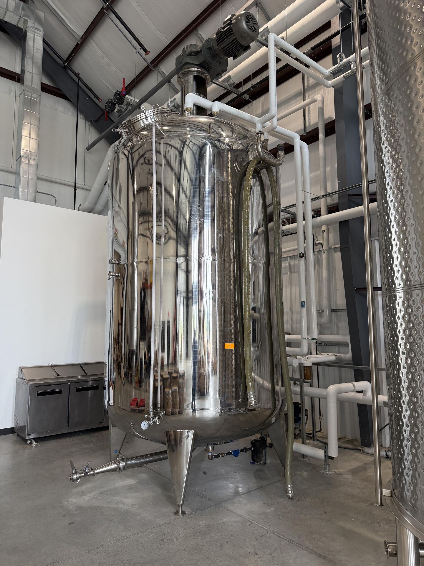 2800 Gallon Stainless Steel Mash Tun- Steam Jacket, Top Mixing, Dish Bottom, Top Manway, 4 Stainless - Image 3 of 5