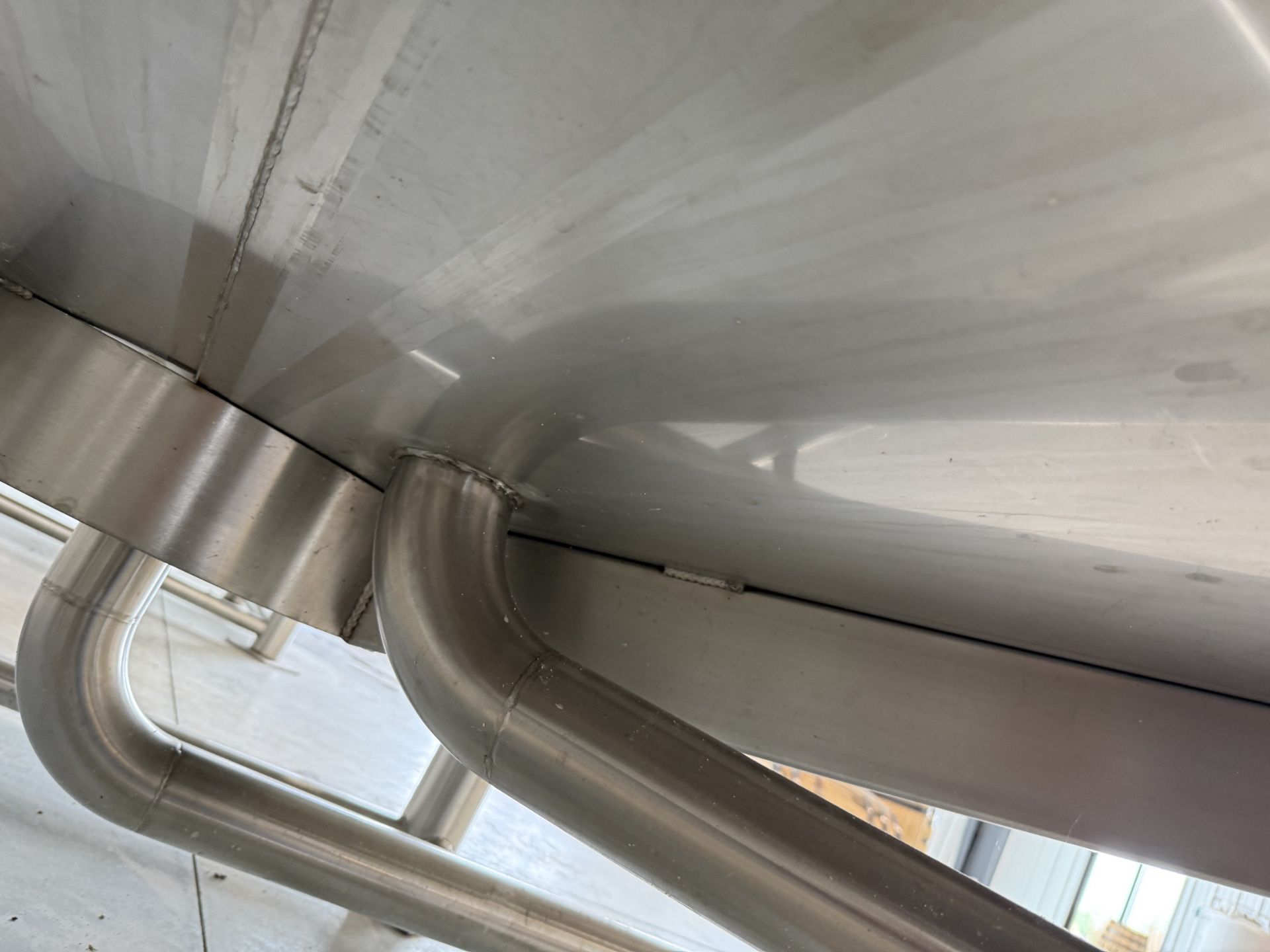 Quality Stainless Tanks Approx (2500) Gallon Stainless Steel Fermenter- Glycol Jacket, Open Top with - Image 7 of 9