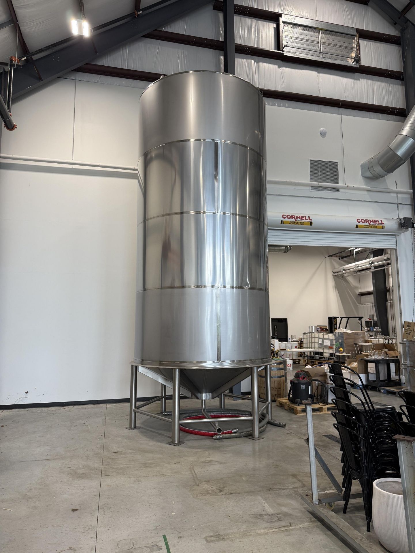 Quality Stainless Tanks (New) Stainless Steel Tank- Single Wall, Side and Top Manway, 6 Stainless - Image 3 of 8