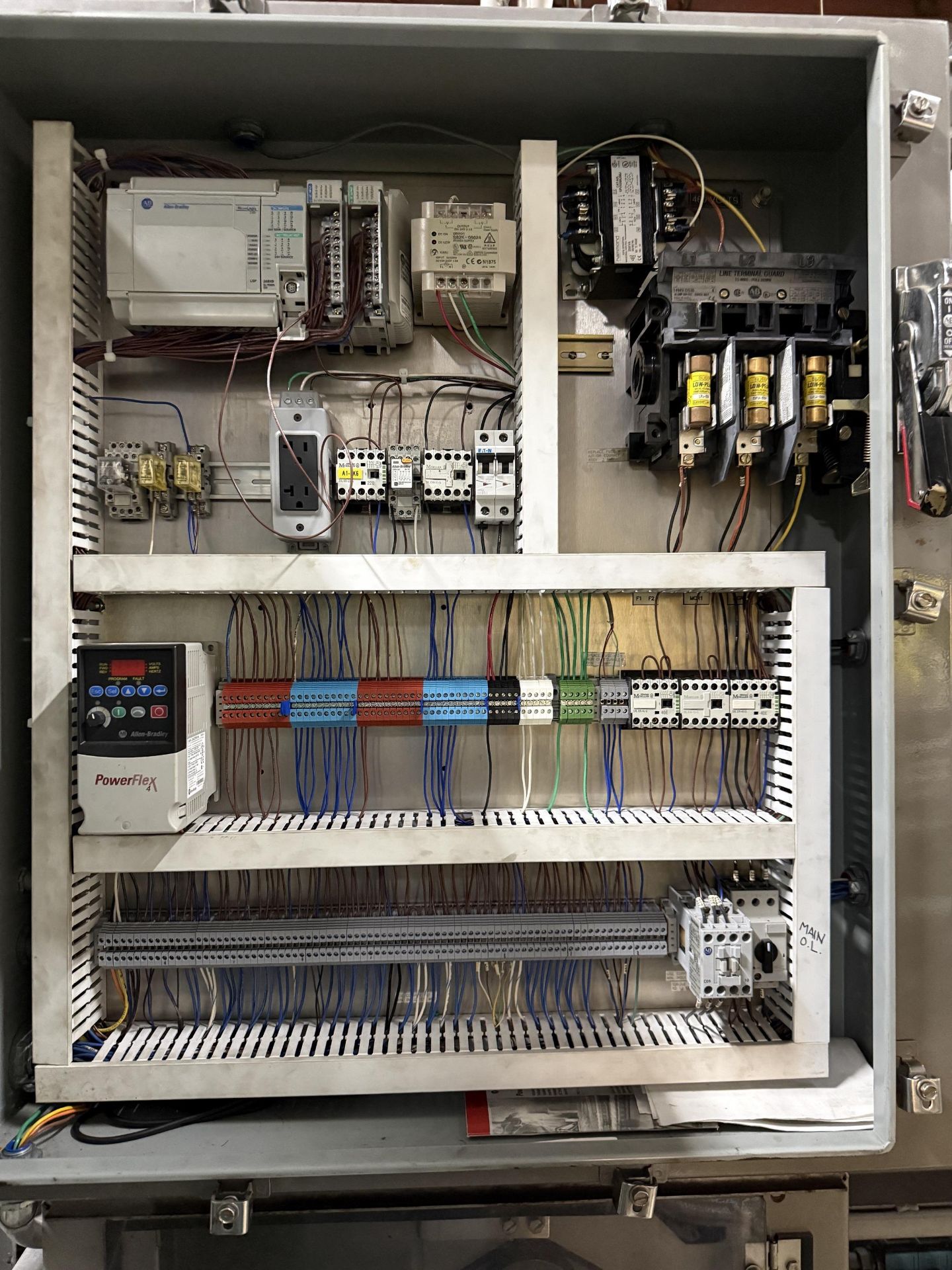 Packer Dims Hartness Model 1900 Vertical Drop Case Packer, Overall Dims Approx 17 ...