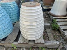 Clay Planter 15" x 19.5" (Retails $105) White