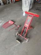 Mo Jack HDL 500 Lb. Front Load Capacity Floor Jack (As-Is - - No Dolly)