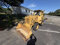 New Holland LB620 Loader Backhoe, 64" Bucket & 15" Digging Bucket, Outriggers, Spare Tires, Hrs: 645