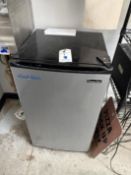 Magic Chef Under Counter Refrigerator