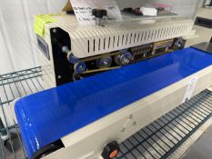 Vevor #FR900 Continuous Film Sealing Machine w/ 30" Belt