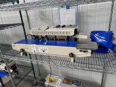 Vevor #FR900 Continuous Film Sealing Machine w/ 30" Belt