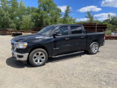 2020 Ram 1500 Big Horn Pickup Truck, Crew Cab, 8 Cylinder, 5.7L Gas Motor, 4WD, Odom: 230,476, Vin#: