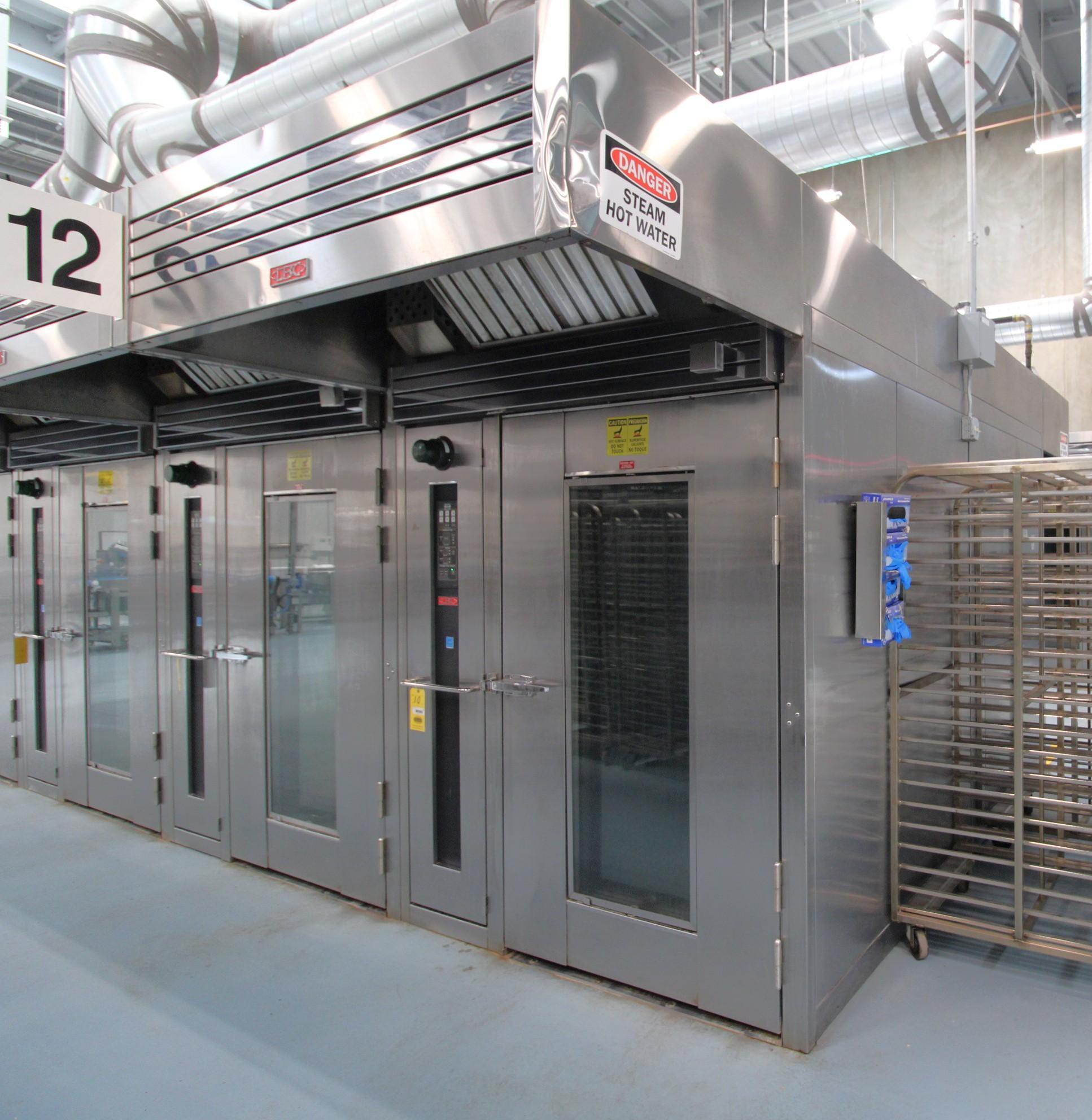 DOUBLE RACK OVEN, LBC BAKERY EQUIPMENT MDL. LRO-2G5, Mfg. 2019, dbl. rack rotating oven used for hig