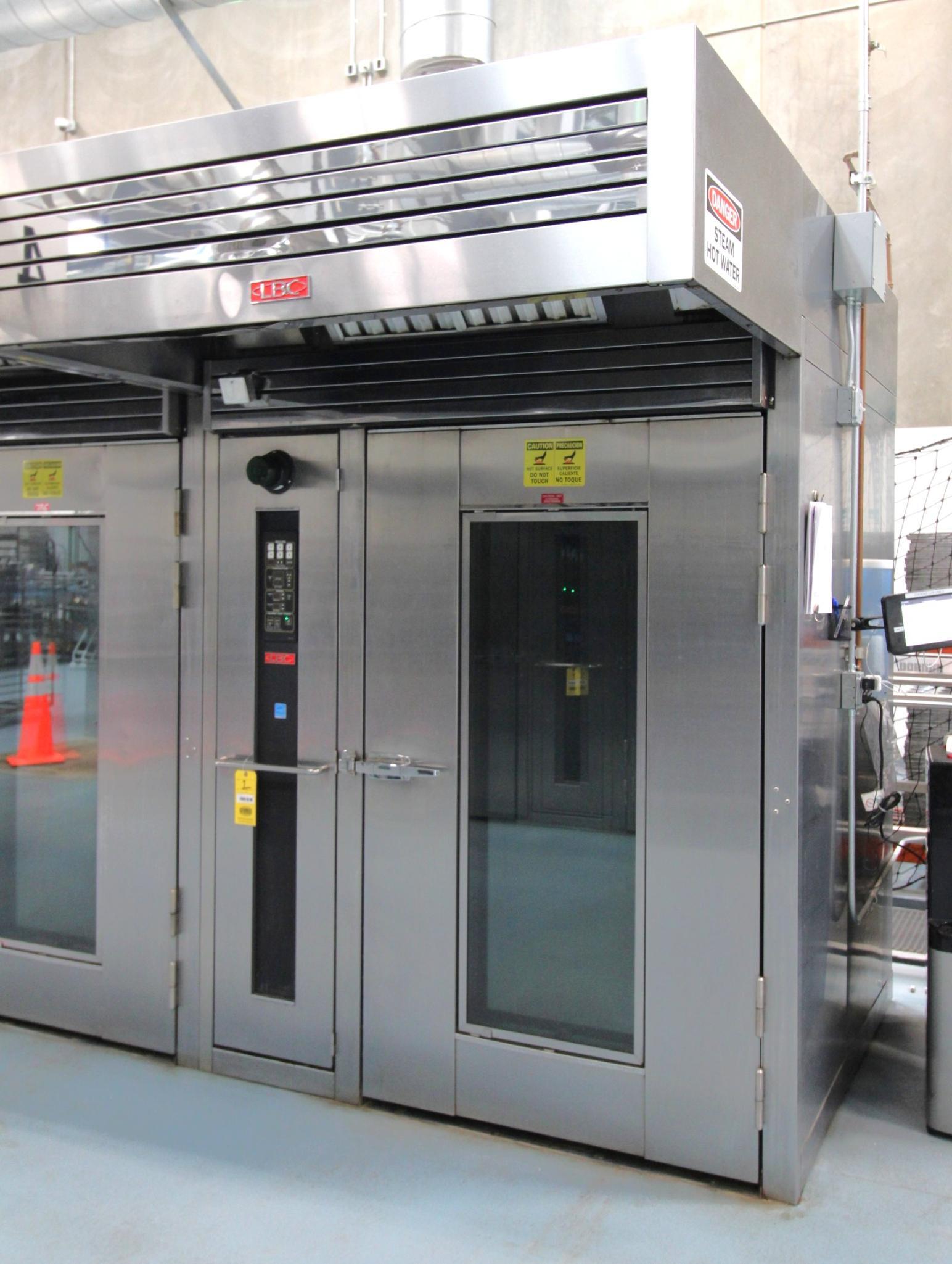 DOUBLE RACK OVEN, LBC BAKERY EQUIPMENT MDL. LRO-2G5, Mfg. 2019, dbl. rack rotating oven used for hig