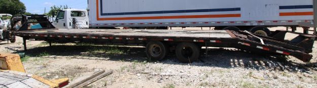 TRAILER, PJ FLATBED, GOOSENECK, Mfg. 2021, 8'W. x 34'L. bed, w/ ramps, VIN: 4P5FD402XB1151373, Lic.