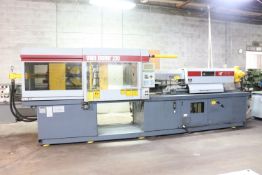 1992 Vandorn 230 ton Injection Molding Machine, 25.4 oz. shot size