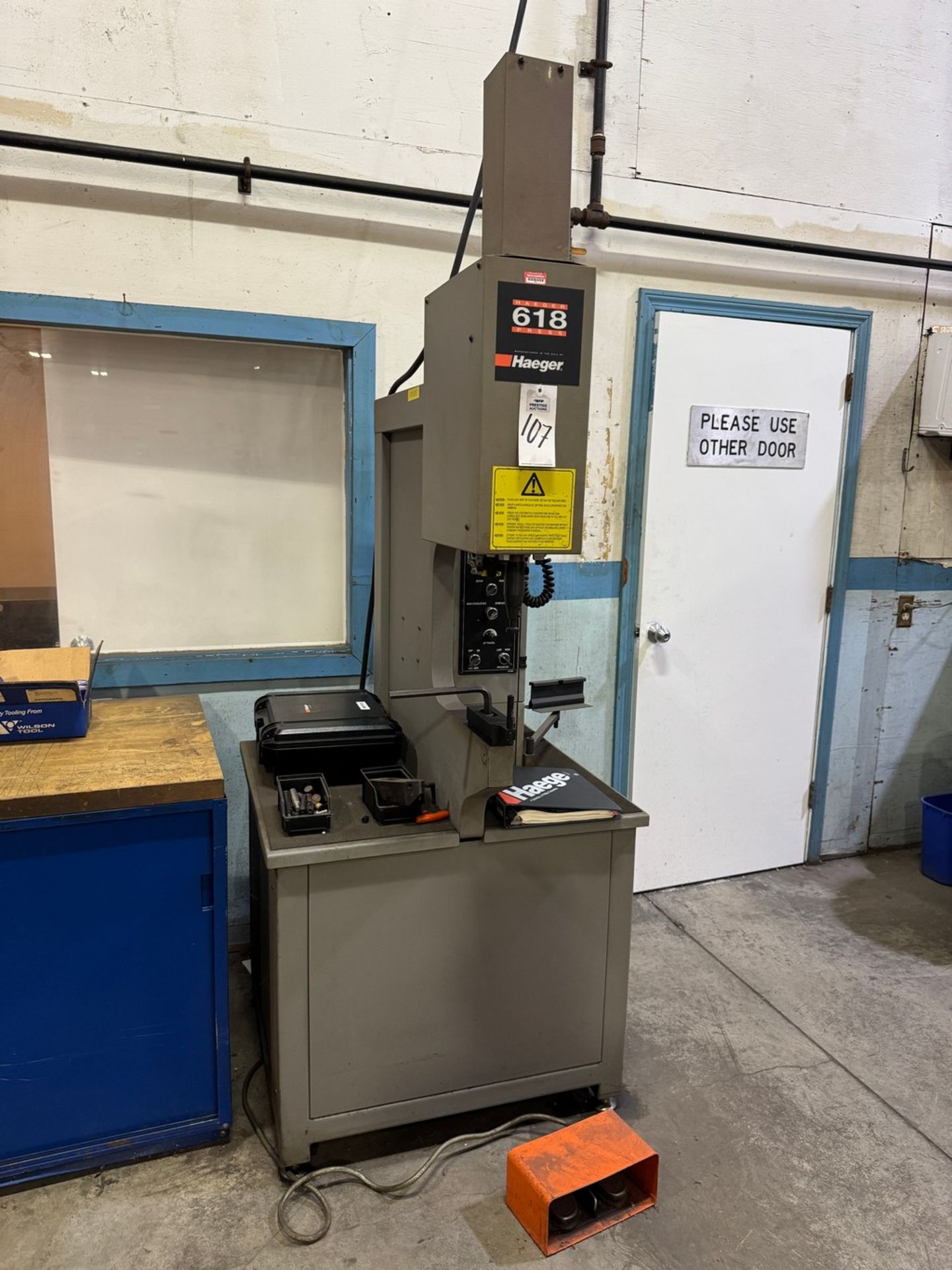 Haeger Model 618-1L 6-Ton Insertion Press