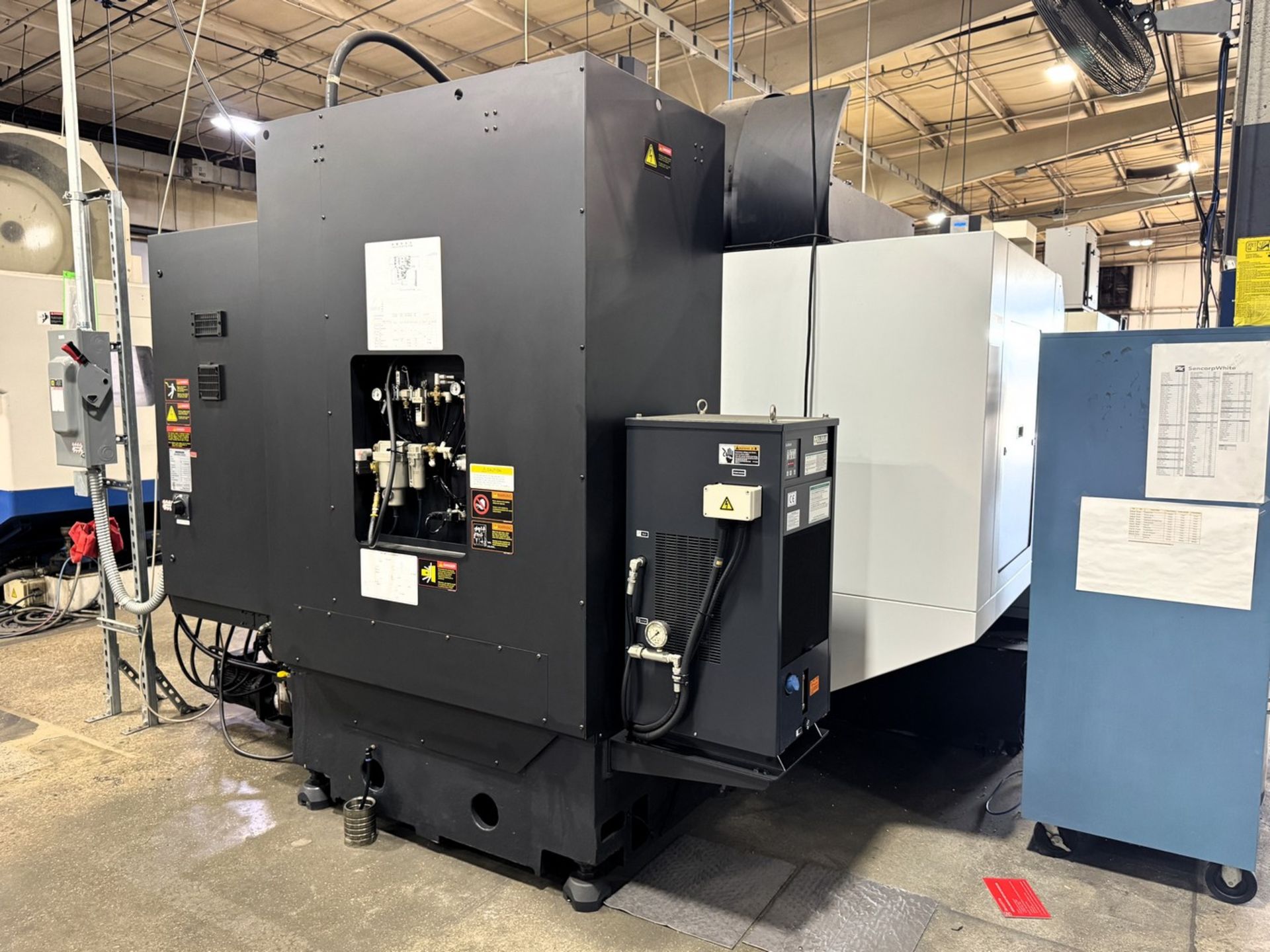 2015 Doosan DNM 500 II Vertical Machining Center, Fanuc i CNC, 12,000 RPM, 30 ATC, Chip Conveyor - Image 14 of 20
