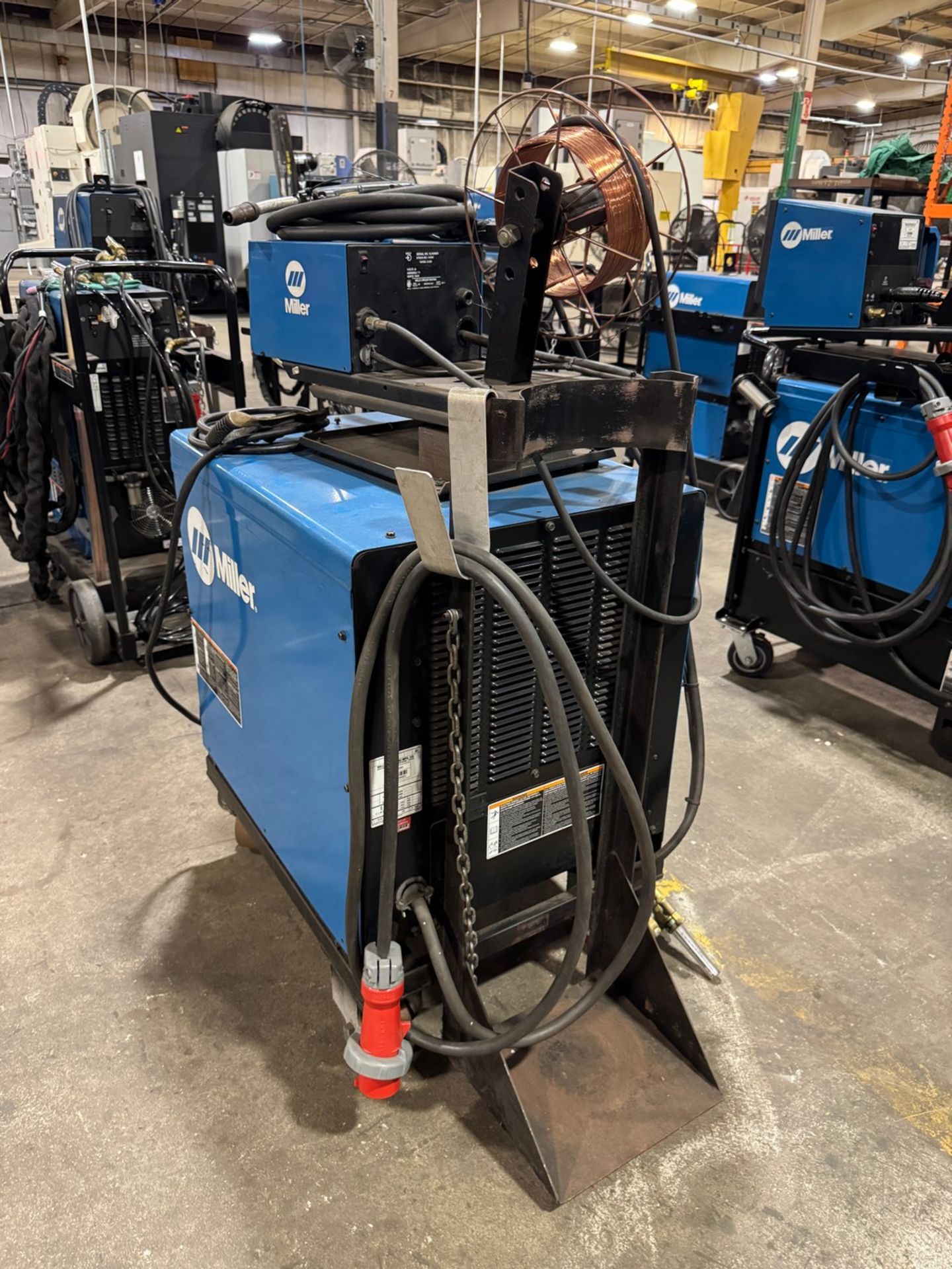Miller Deltaweld 302 Mig Welder With S-22A Wire Feeder - Image 3 of 9