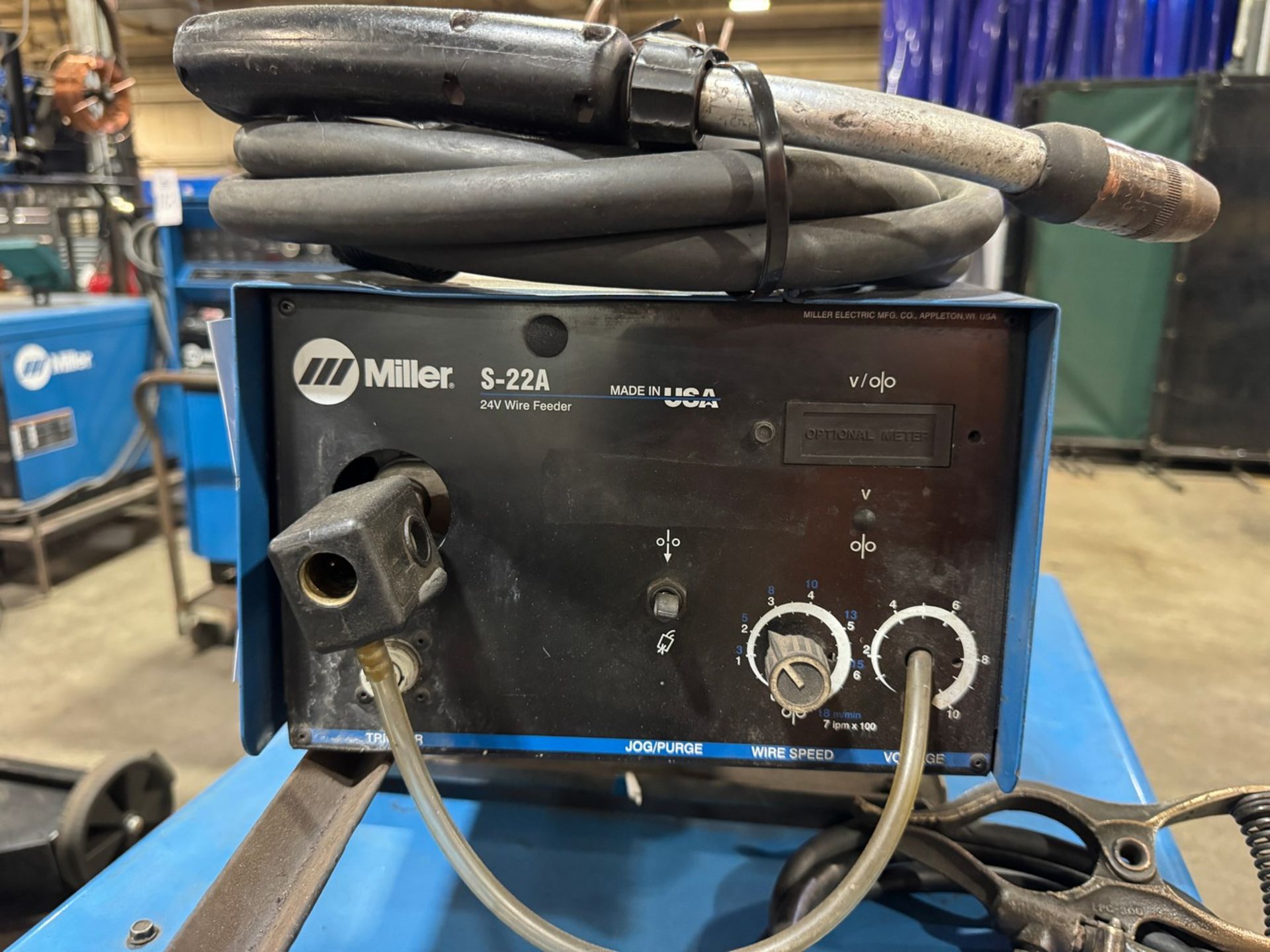 Miller Deltaweld 302 Mig Welder With S-22A Wire Feeder - Image 8 of 9