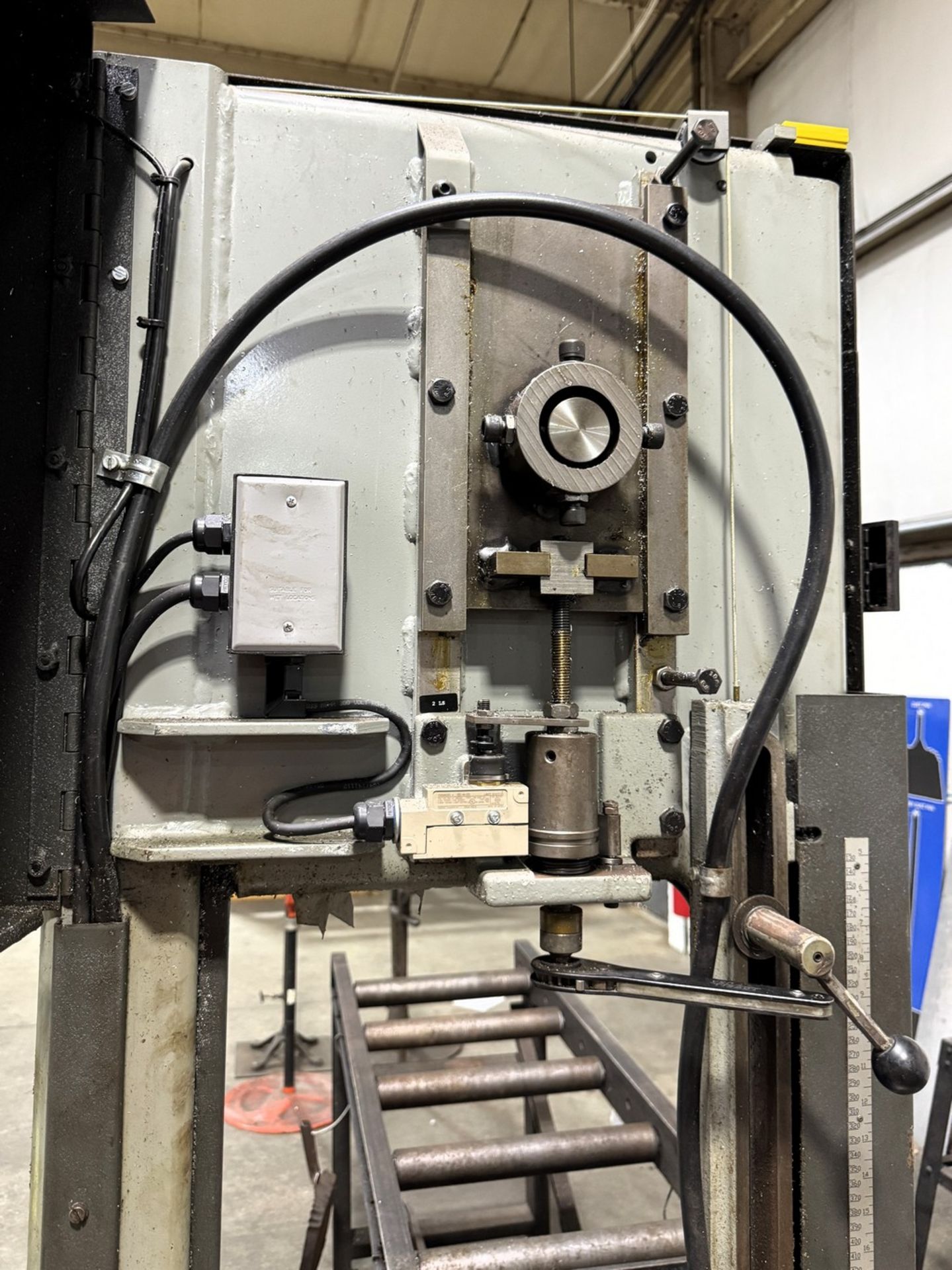 2018 Marvel 8-Mark-II-V Vertical Bandsaw - Image 9 of 14