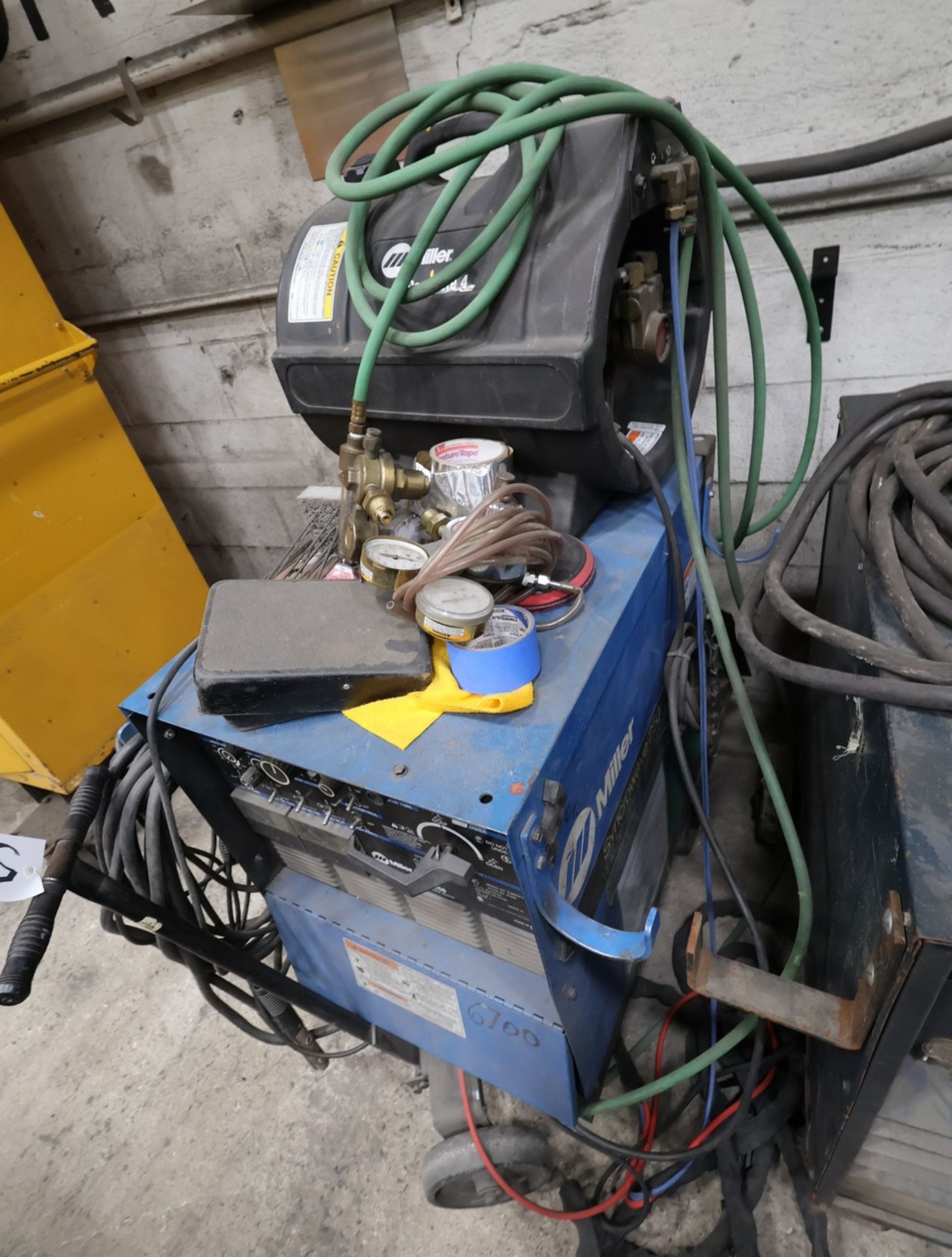 Miller Syncrowave 250 CC AC/DC Welder, w/ Miller Coolmate 4, Portable ...
