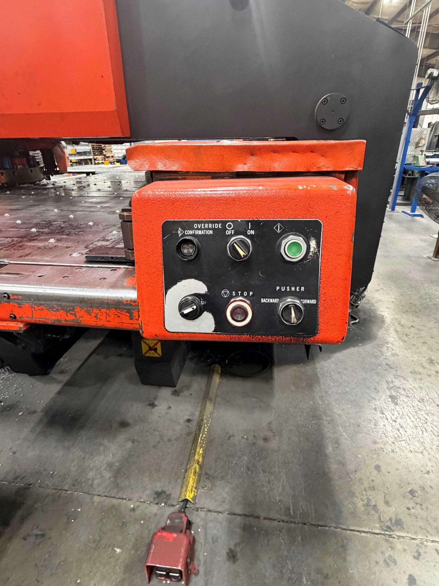 55 Ton Amada Coma 567 CNC Turret Press - Image 5 of 11