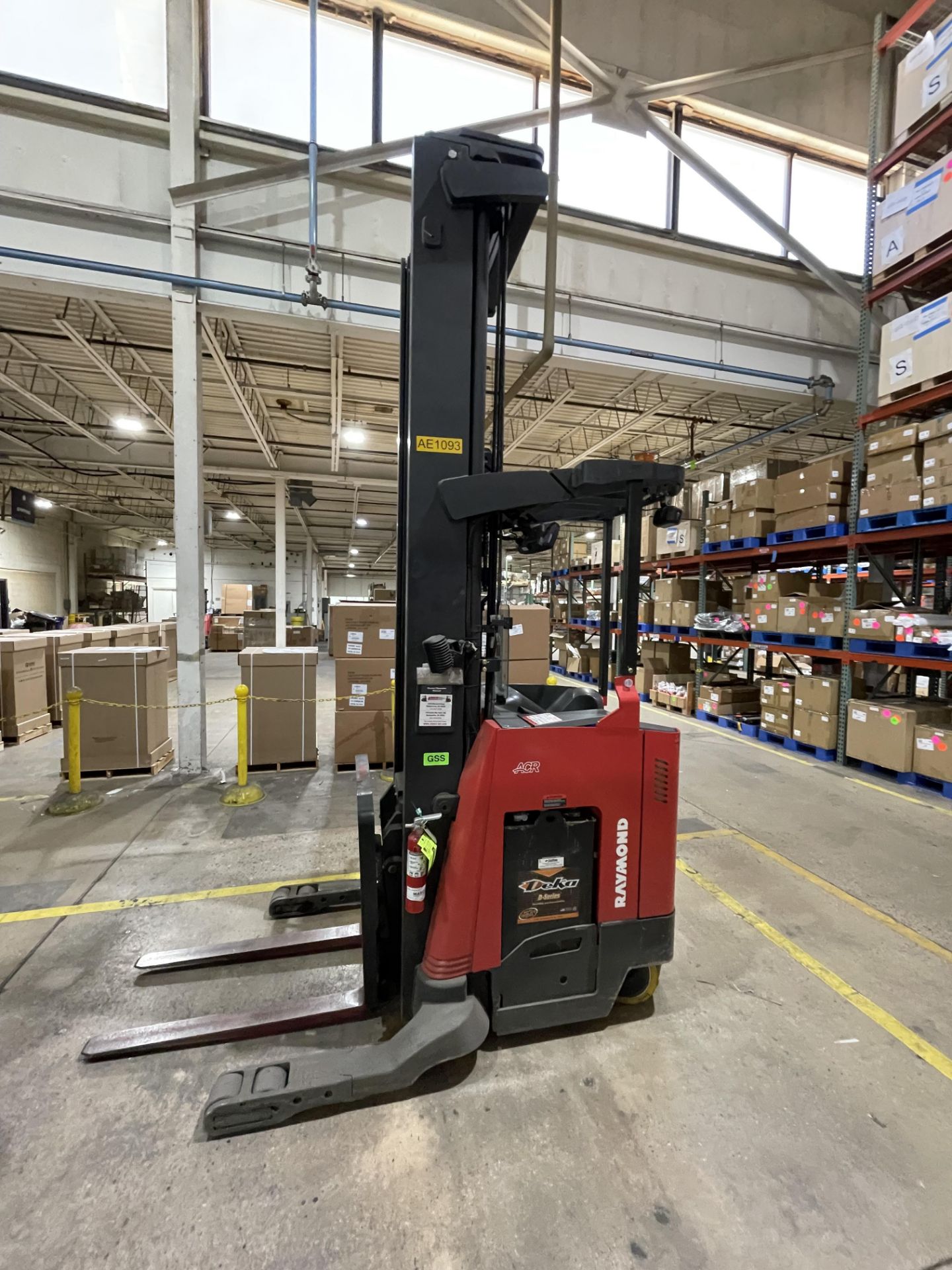 Raymond 750-R45TT Forklift