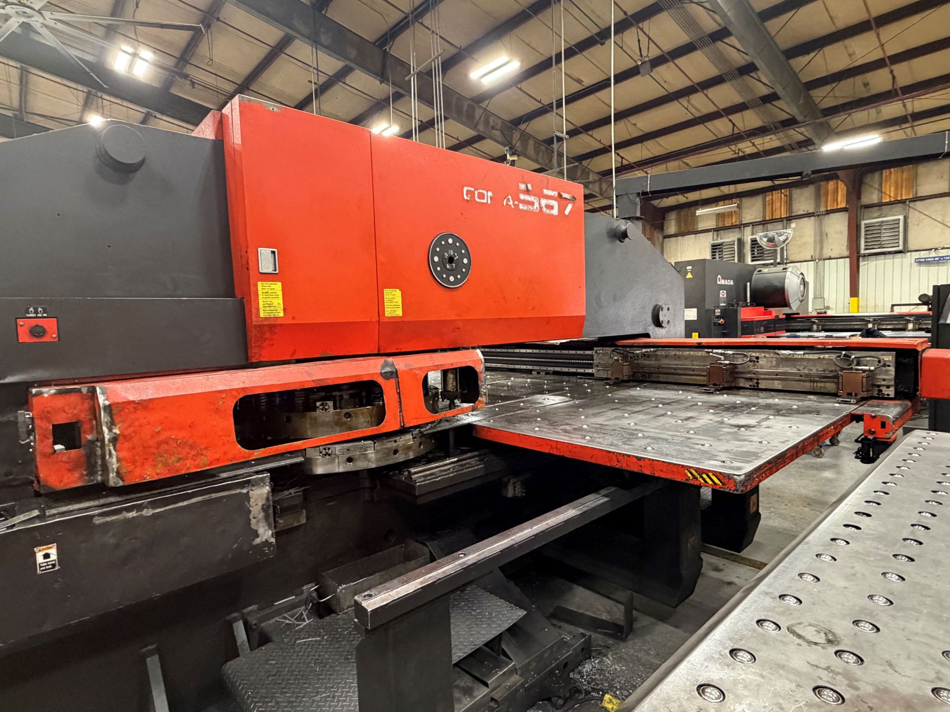 55 Ton Amada Coma 567 CNC Turret Press - Image 2 of 11