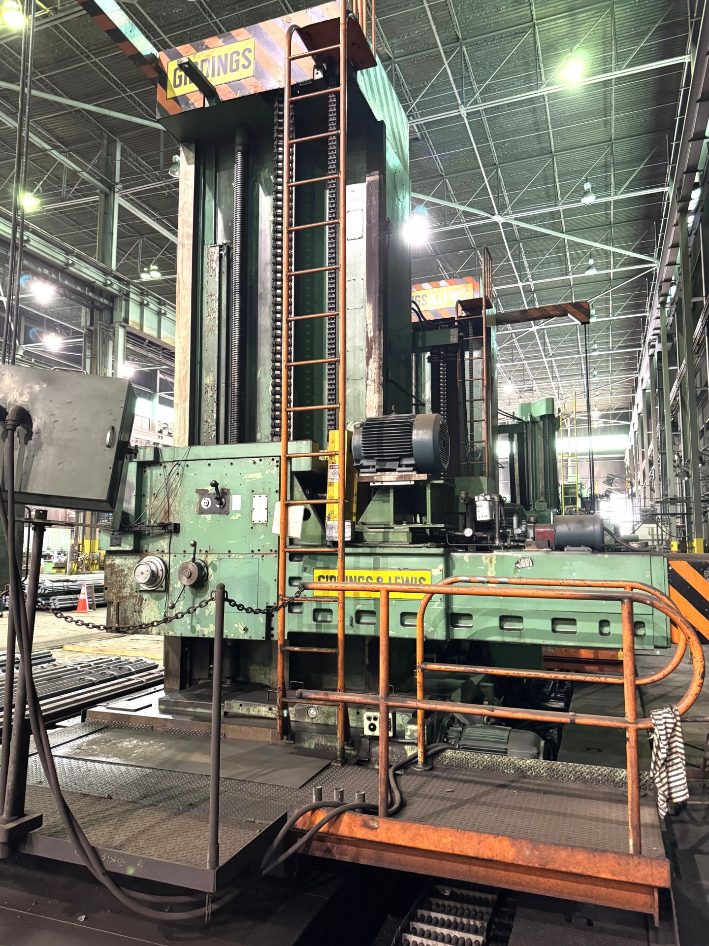 7" Giddings & Lewis Floor Type 70-N7-F Horizontal Boring Mill