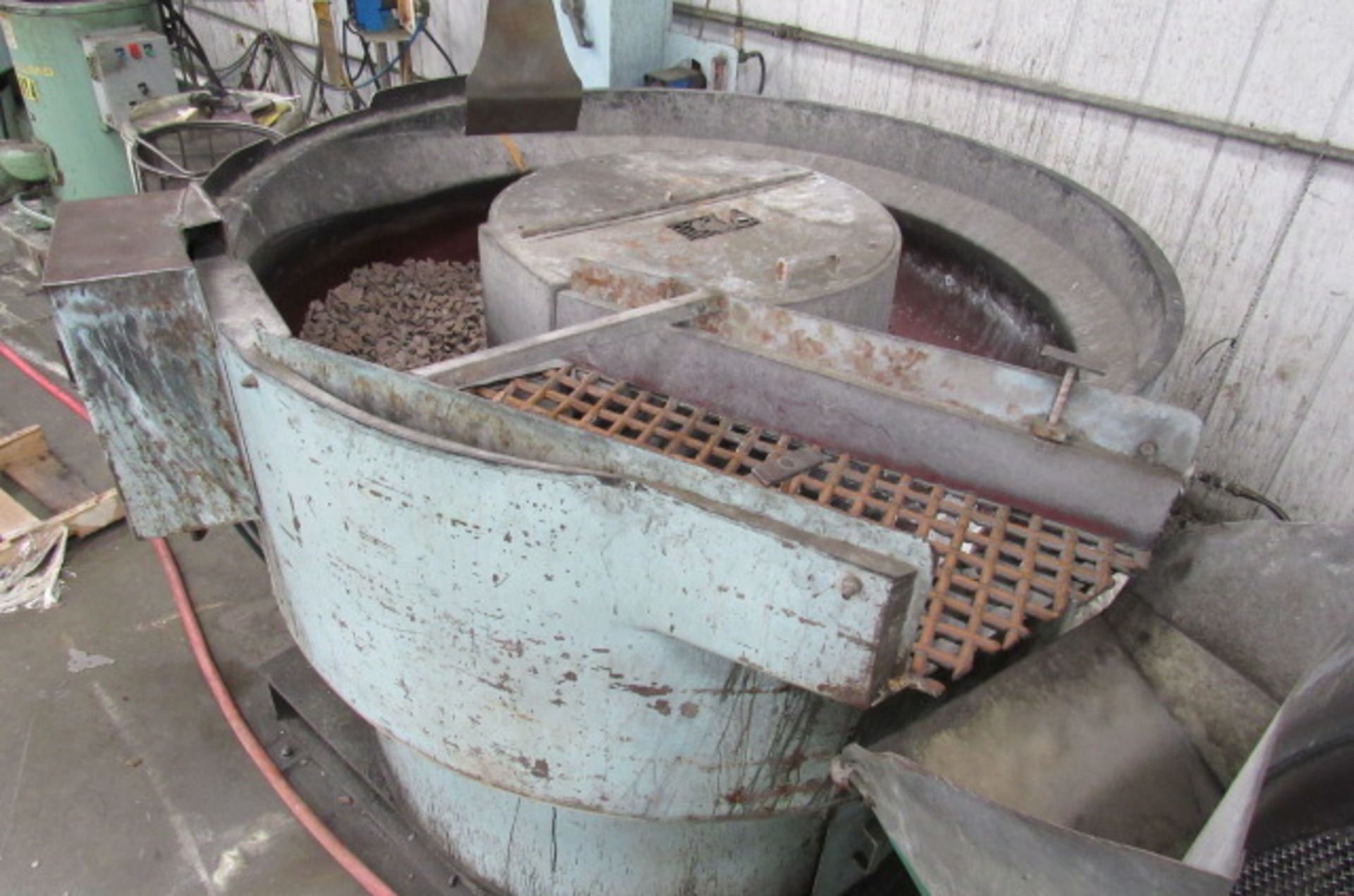 60" Torex T6026 Vibratory Finisher - Image 3 of 5