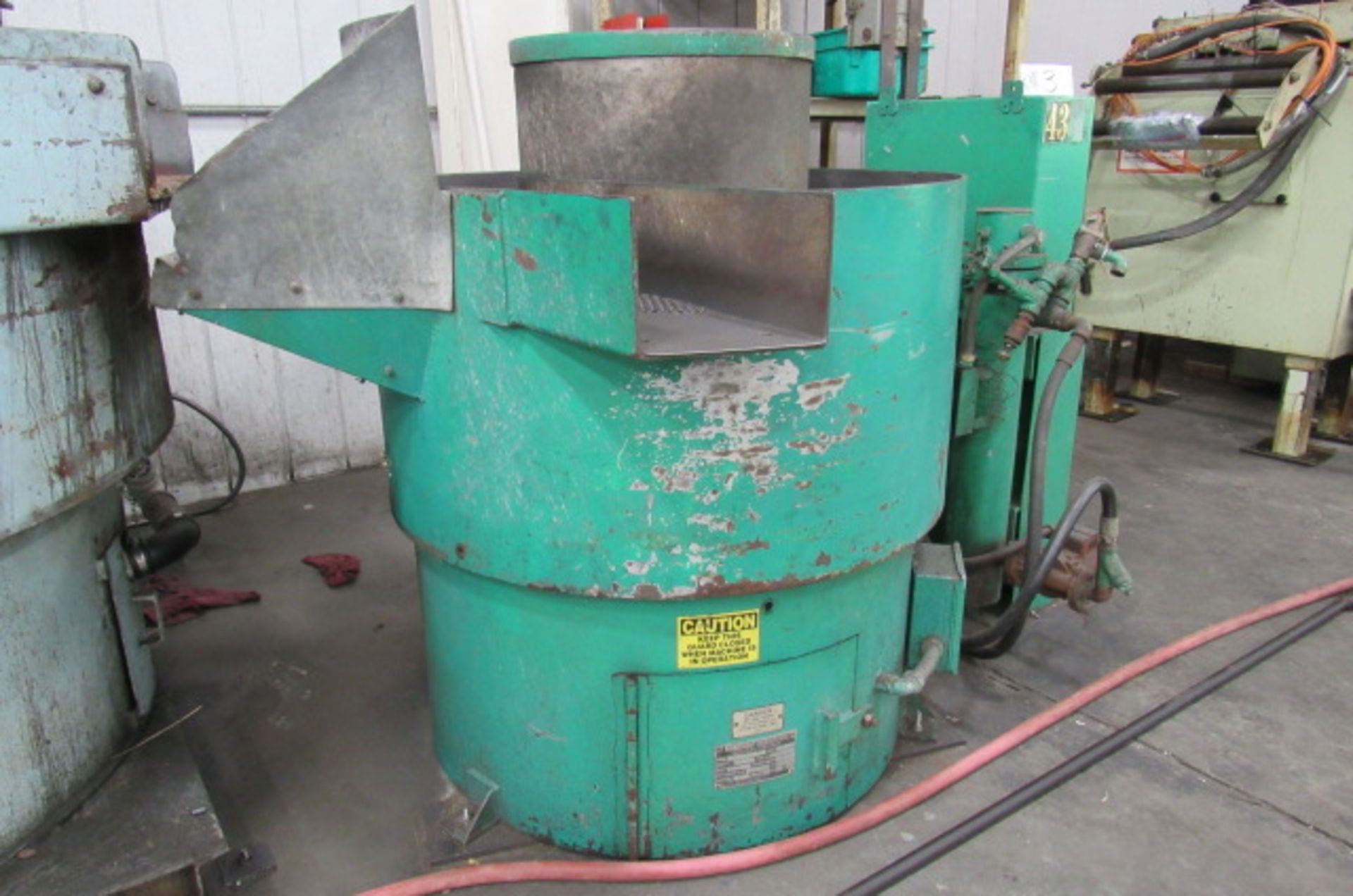 Rosemont RD-10-6 Vibratory Finisher w/ 42" Diameter - Image 6 of 7