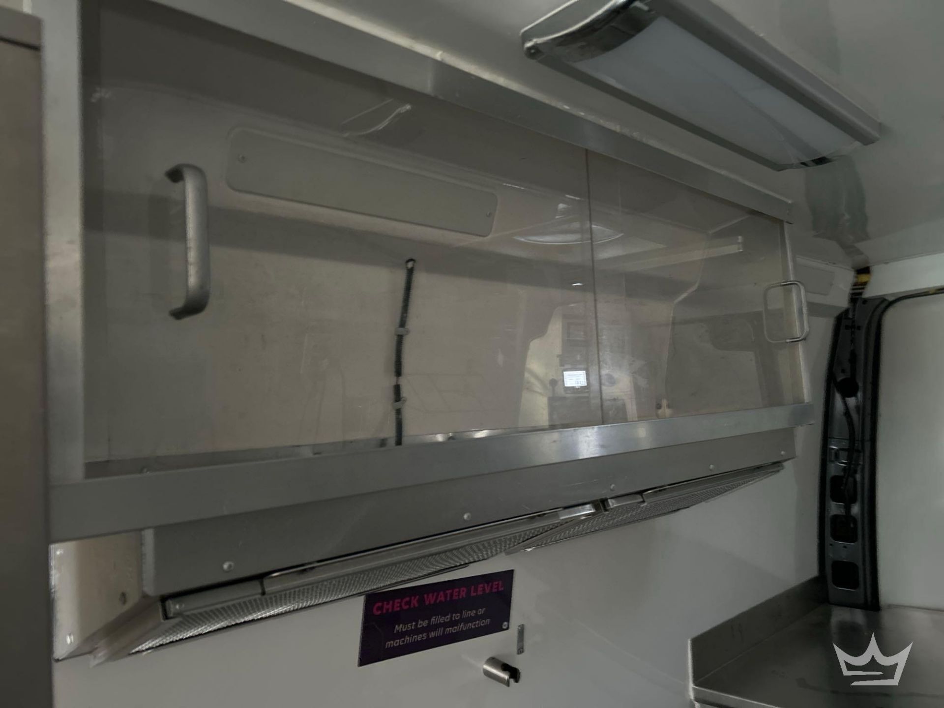 2021 Mercedes-Benz Sprinter 4500 Modified Food Catering Van - Image 31 of 38