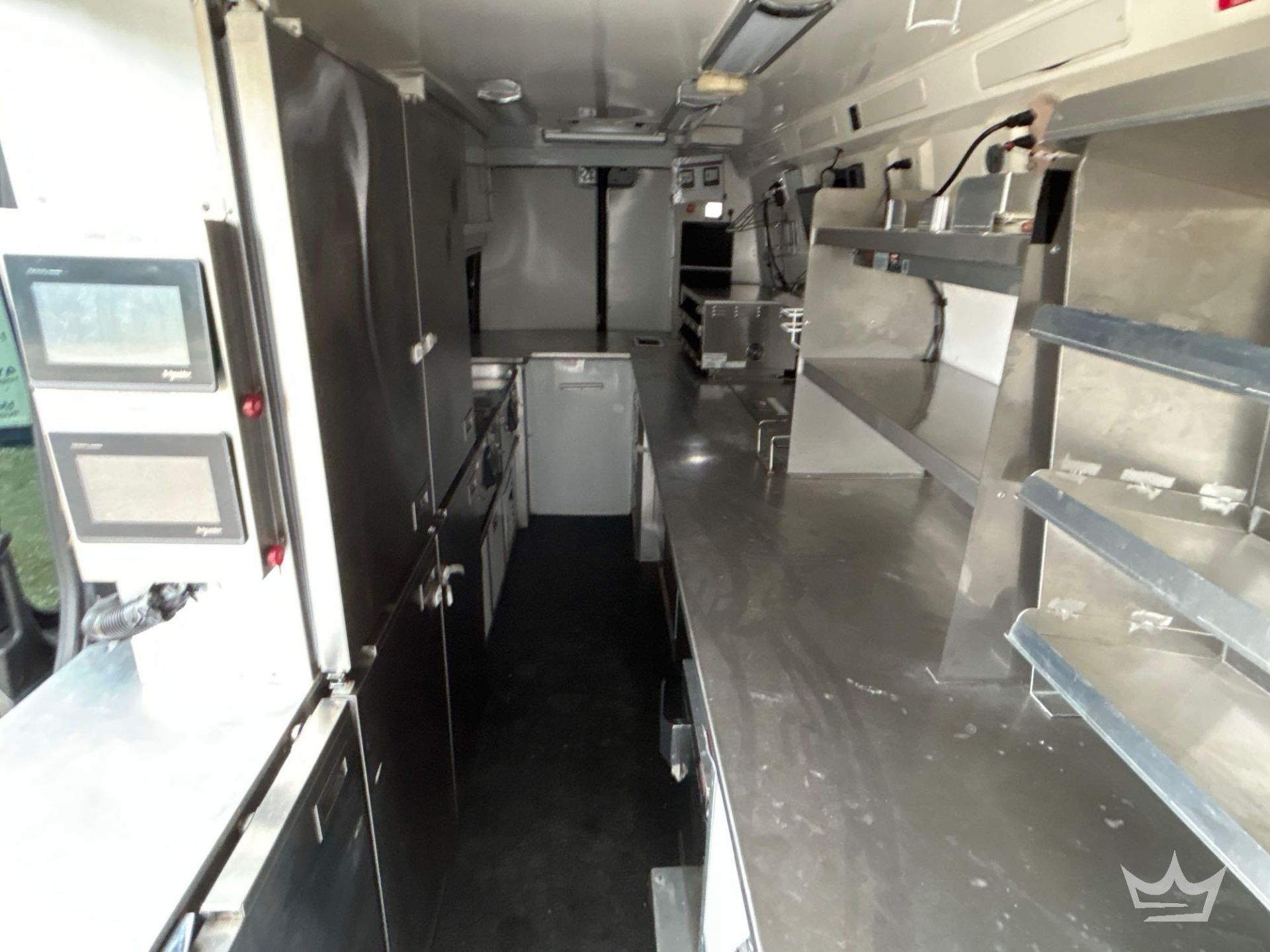 2021 Mercedes-Benz Sprinter 4500 Modified Food Catering Van - Image 24 of 38