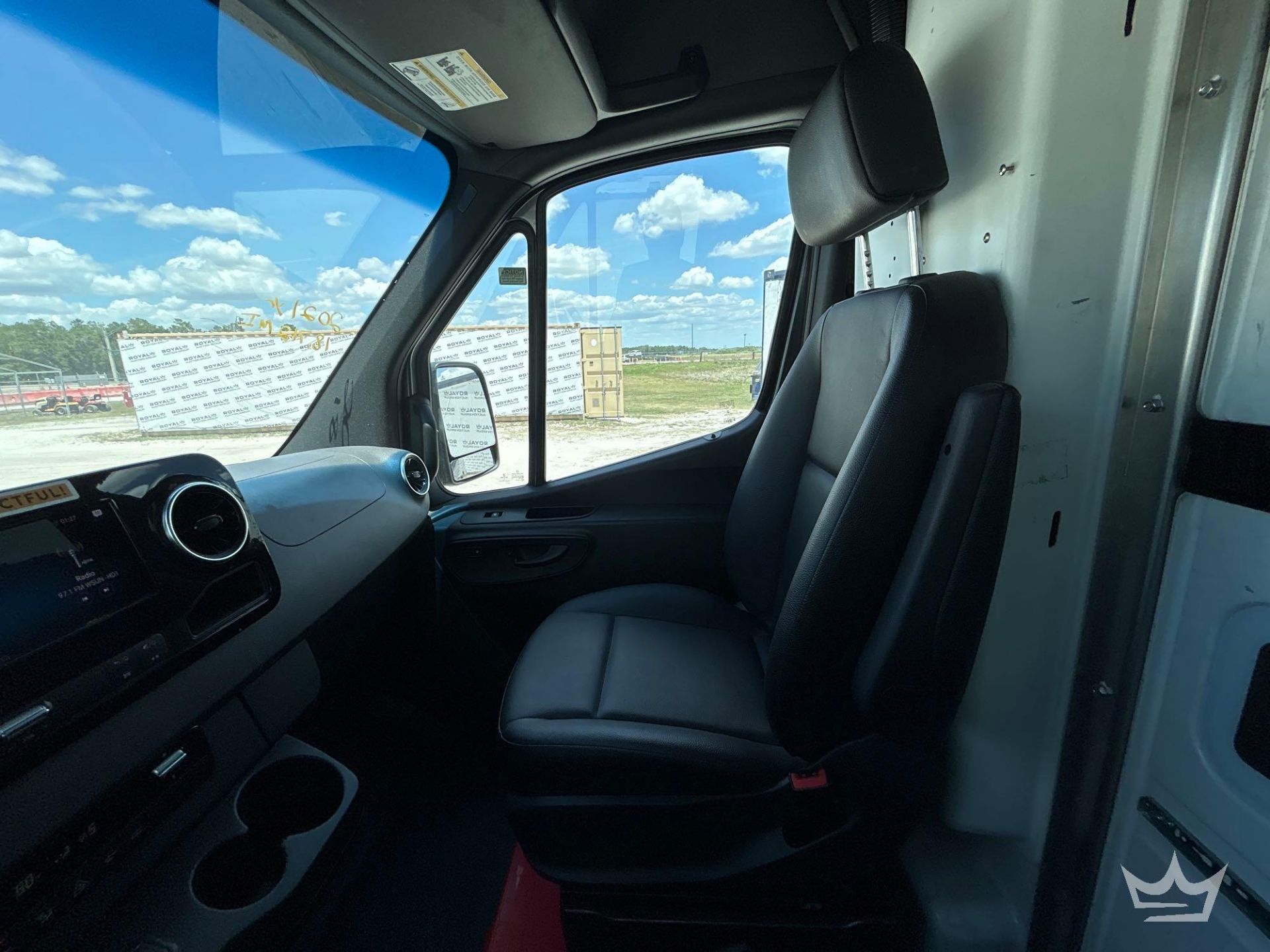 2021 Mercedes-Benz Sprinter 4500 Modified Food Catering Van - Image 20 of 42