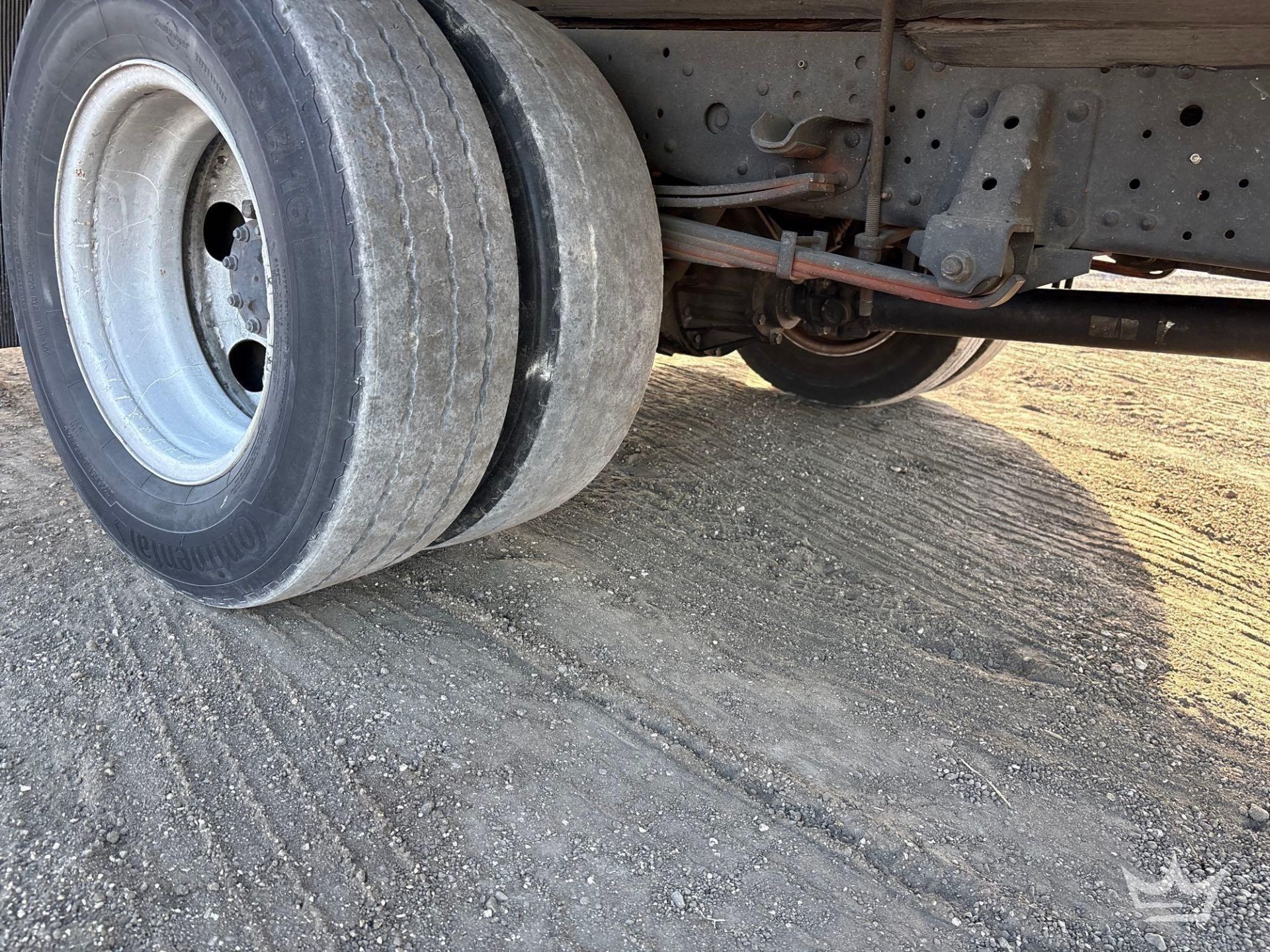 2007 Chevrolet W4500 Landscape Dovetail Flatbed Truck - Image 28 of 28
