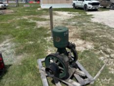 Novo Stationary Hit and Miss Engine