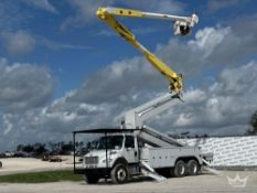 2013 Freightliner M2 106 T/A Altec 100ft. Material Handling Insulated Bucket Truck