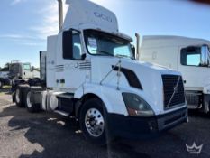 2011 Volvo VNL T/A Day Cab Truck Tractor