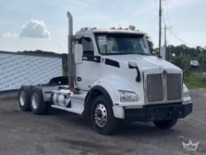 2019 Kenworth T880 T/A Wet Kit Day Cab Truck Tractor