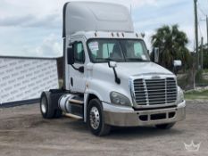 2017 Freightliner Cascadia 125 S/A Day Cab Truck Tractor