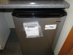Apartment Style Refrigerator