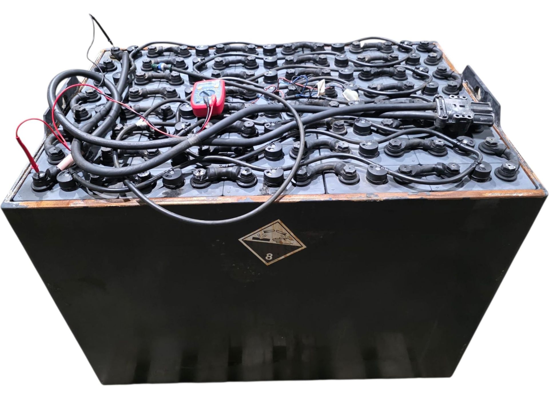 Forklift Battery - 80v battery 40x28x30.5"h - 4845lbs - Image 3 of 4