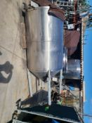 S.S. Mixing Tank, Approx. 800 Gal. Cone