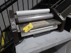 GBC Bench Top Laminator Model 568LM-1 S/N 3468605