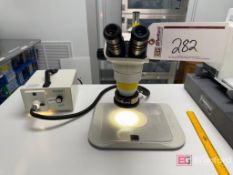 Scienscope SSZ-2 Stereozoom Microscope