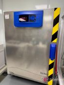 Fisher Scientific Isotemp 180L Incubator;