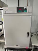 Fisher Scientific Isotemp Incubator; Model: 6845;