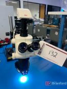 Leica SA8P0 Stereozoom Microscope